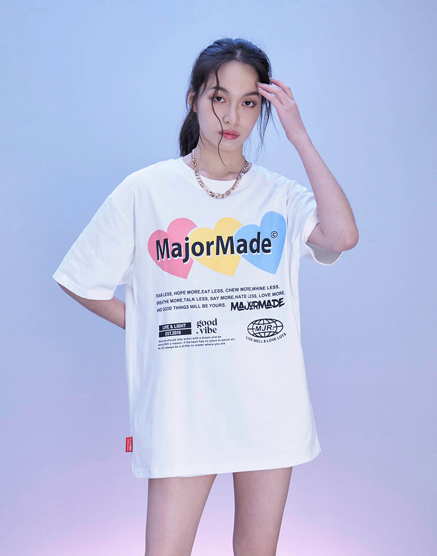 三斜愛心厚感膠印短T'