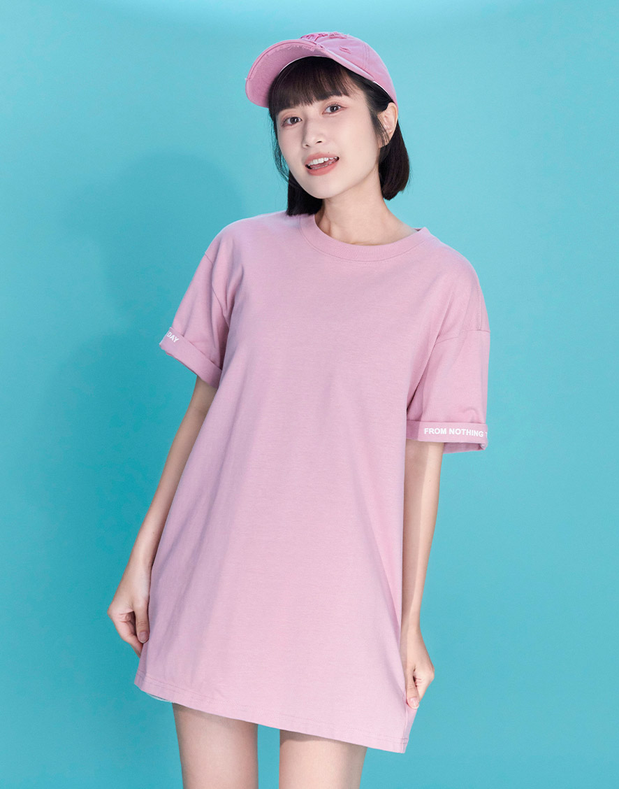 品牌翻袖字母多色素T'