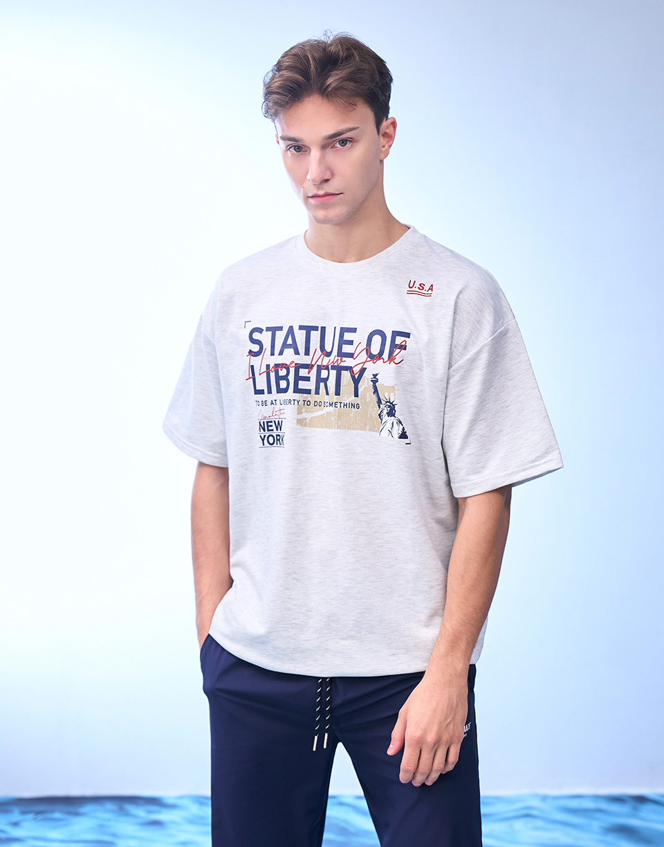 自由女神老鷹膠印短TEE