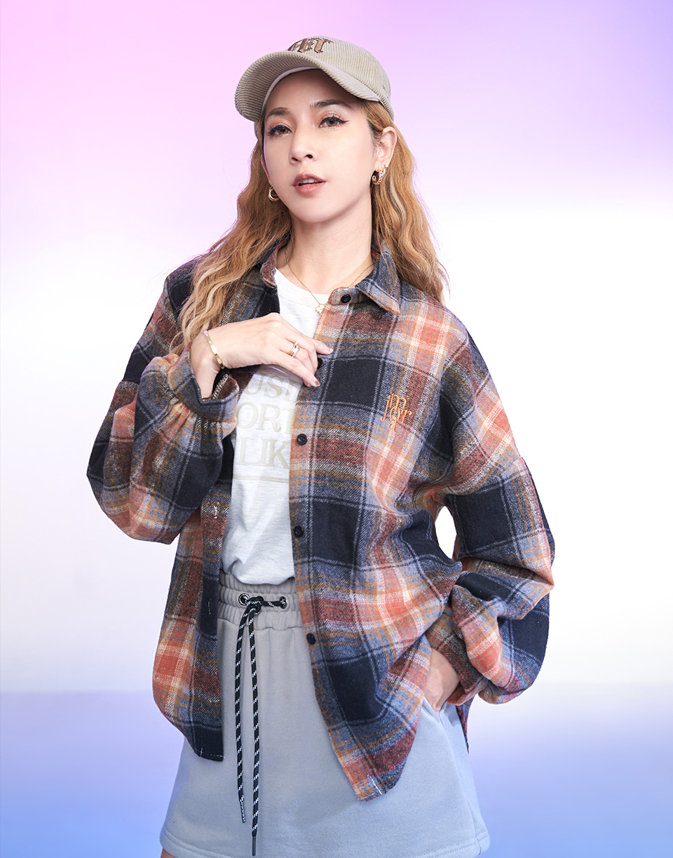 刺繡毛料格紋襯衫