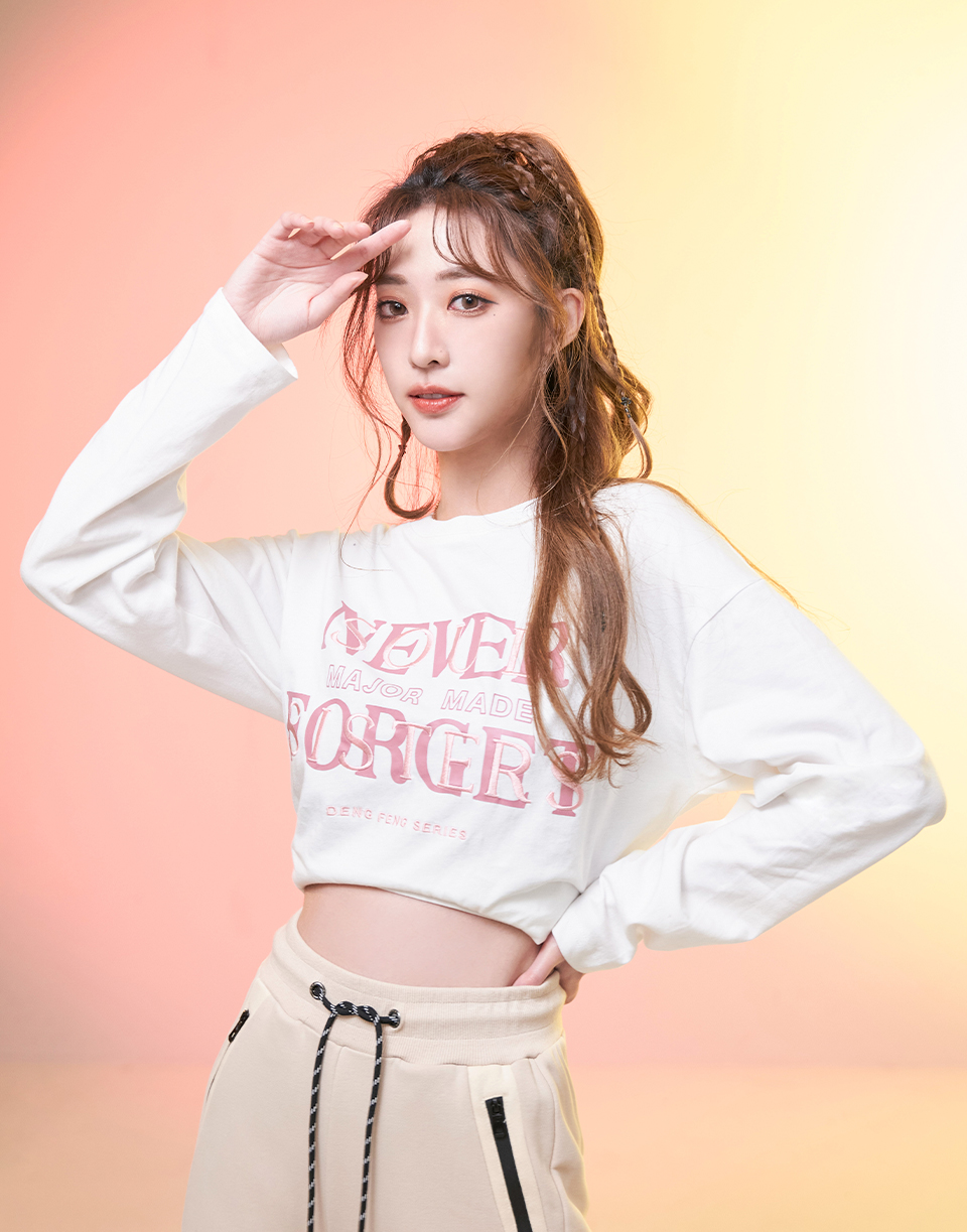 重疊永不忘記刺繡長TEE