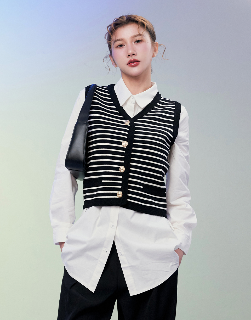 V領條紋金釦造型背心