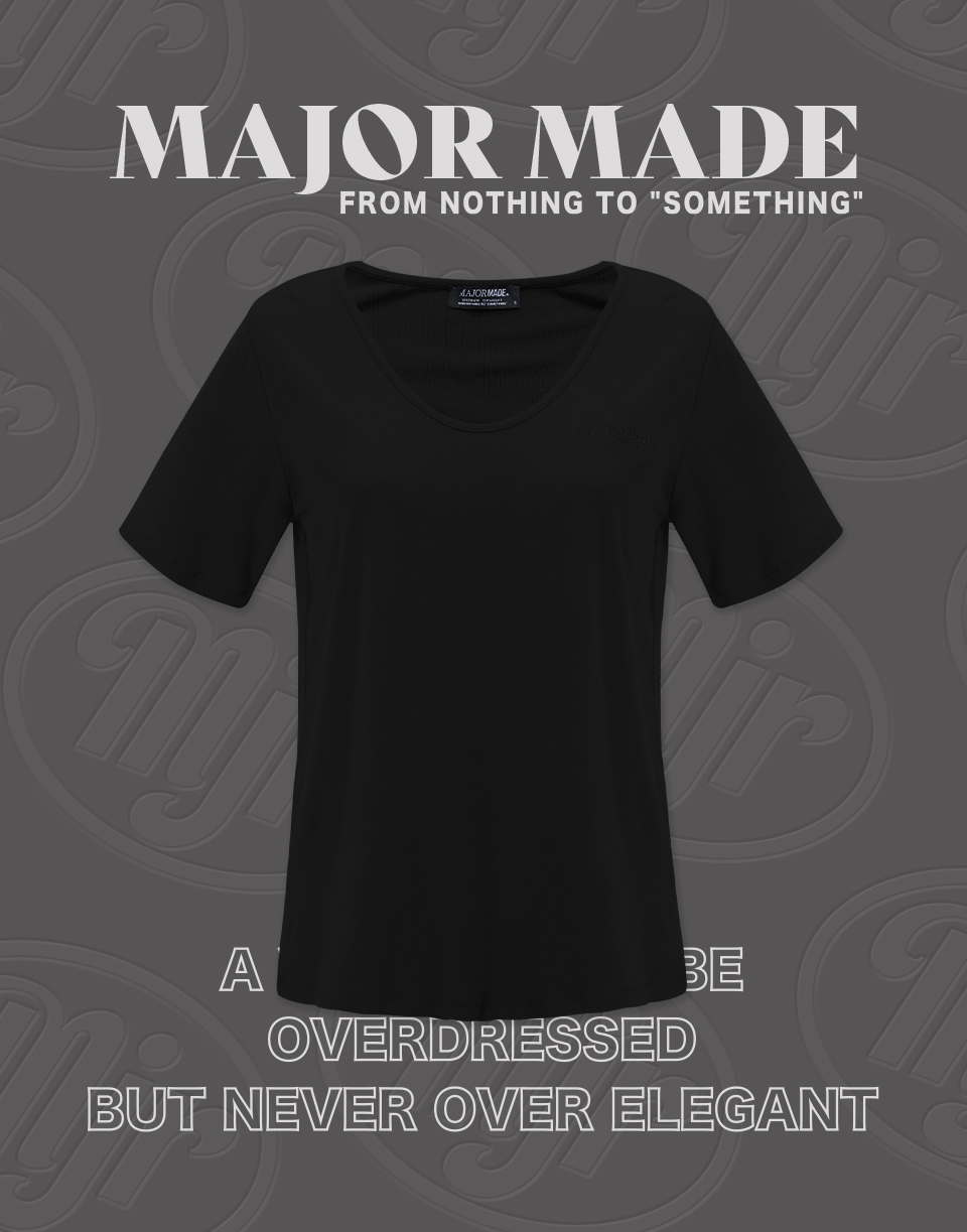 V領彈力刺繡弧度字短T