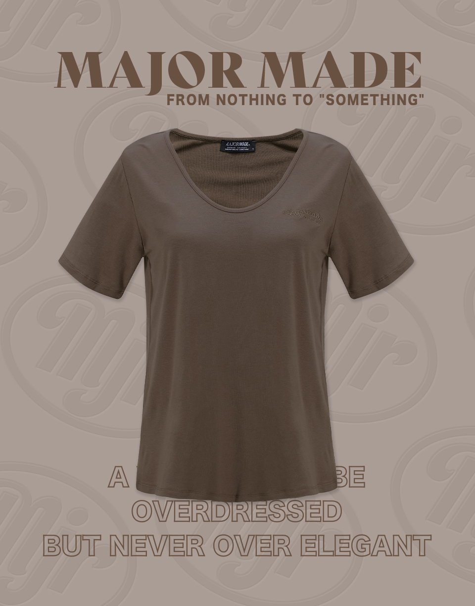 V領彈力刺繡弧度字短T