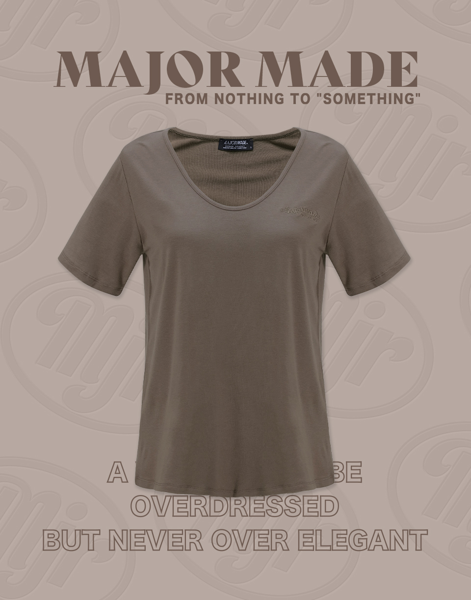 V領彈力刺繡弧度字短T