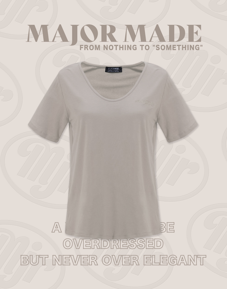 V領彈力刺繡弧度字短T