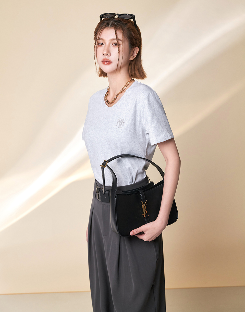 U領高質感鎖鍊字彈力短T