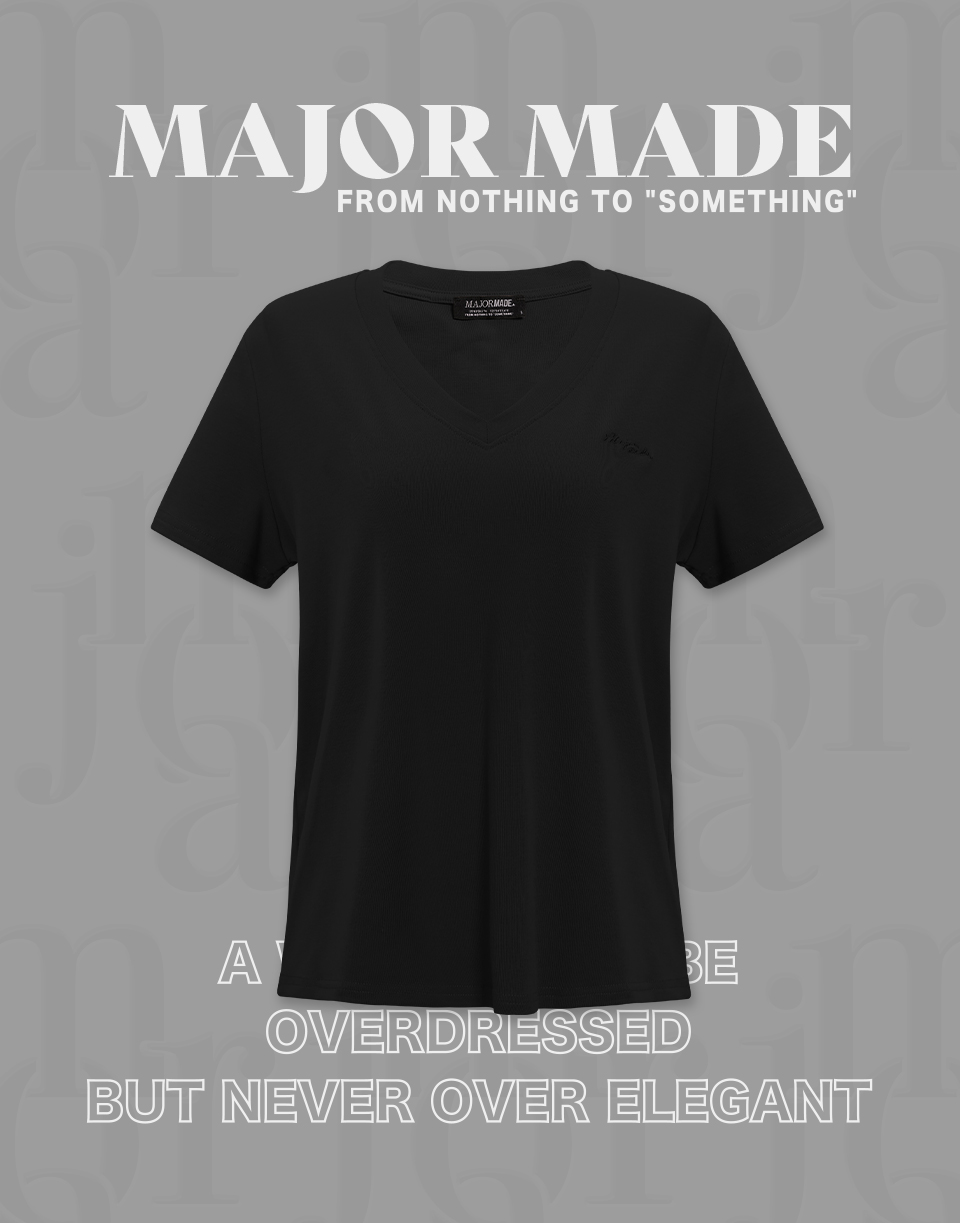 V領柔軟刺繡基本款短T