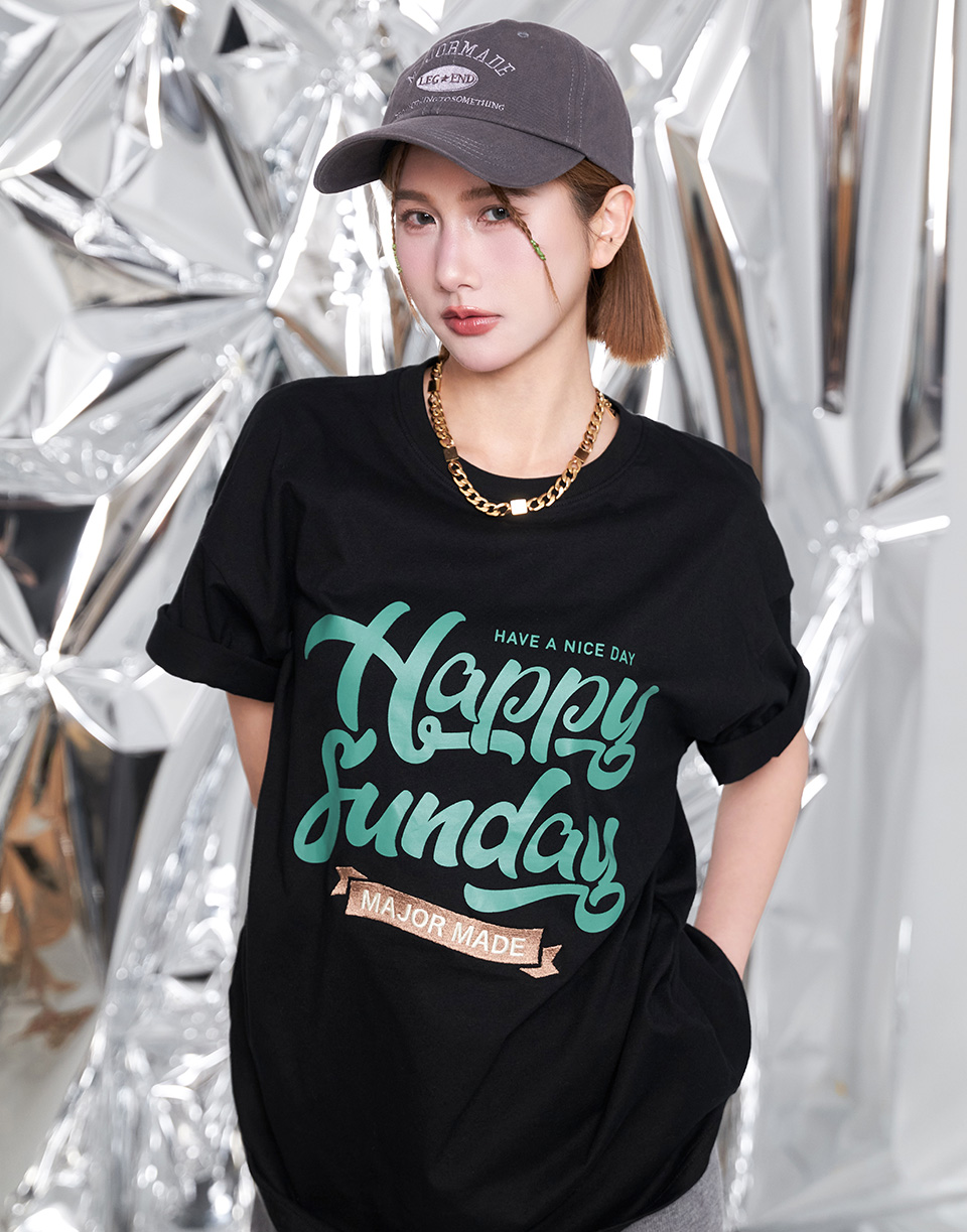 快樂假日印刷短T