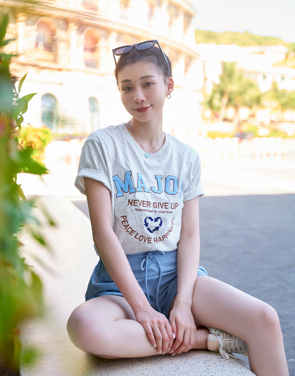 回收小愛心文字刺繡基本款T