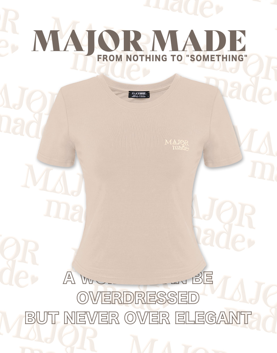 圓領中短版字母大彈力短T