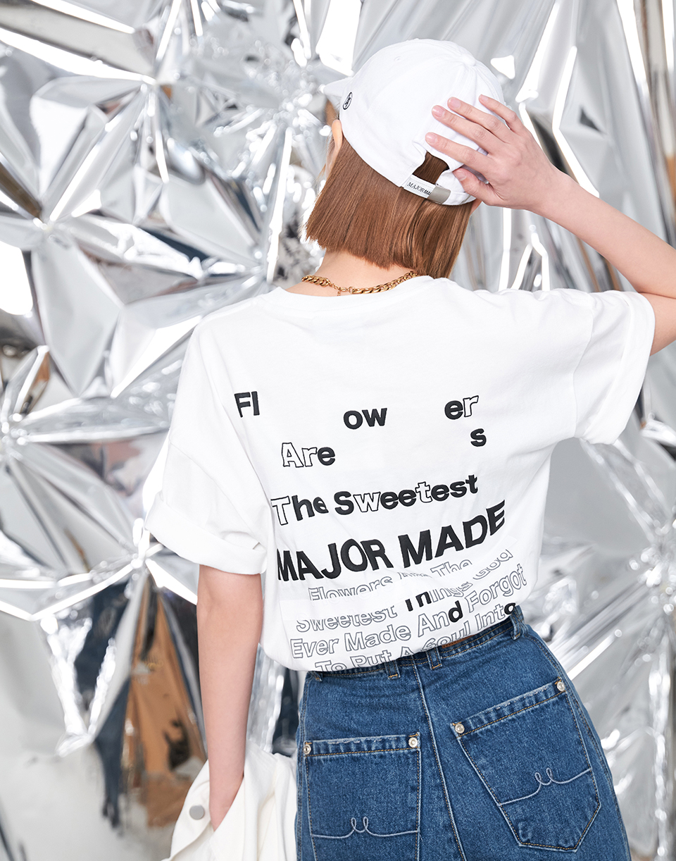 花卉鏈目繡短TEE