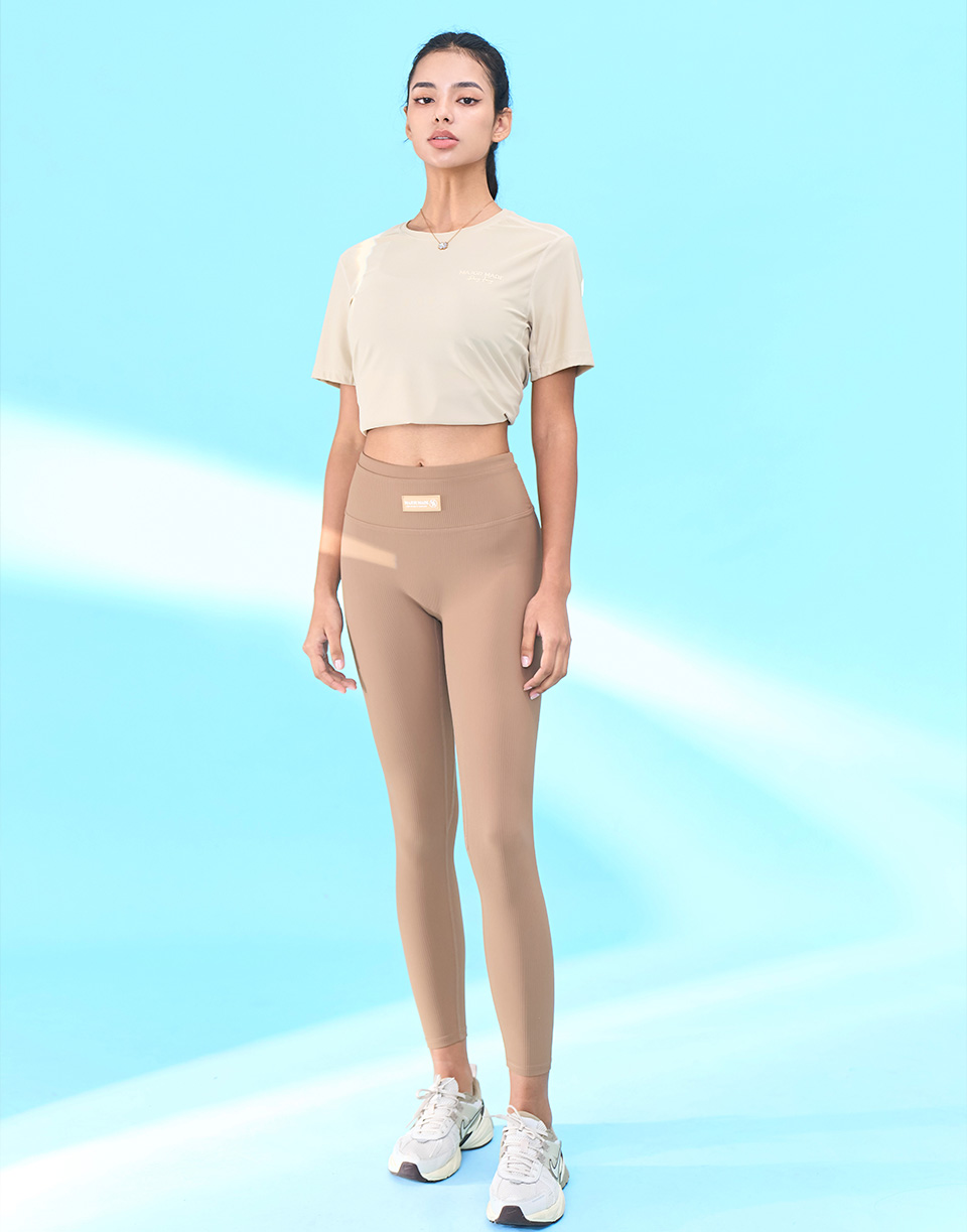 小標修身線條瑜珈褲