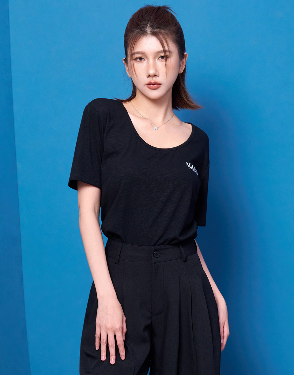 基本款竹節紋彈力短T