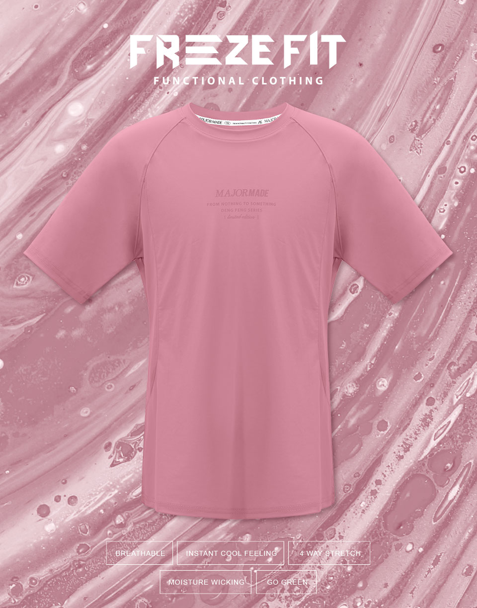 立體字滑面涼感短T