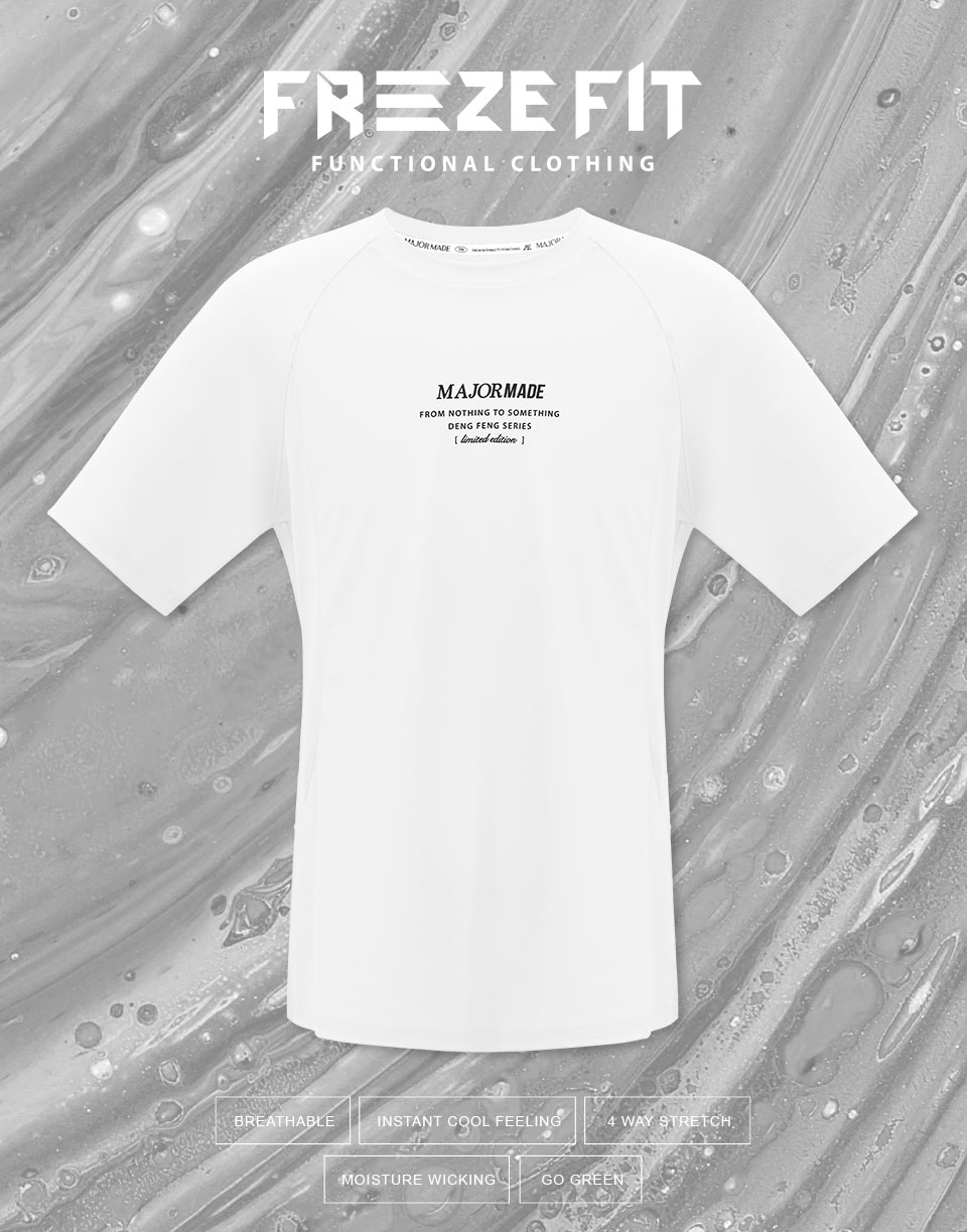 立體字滑面涼感短T