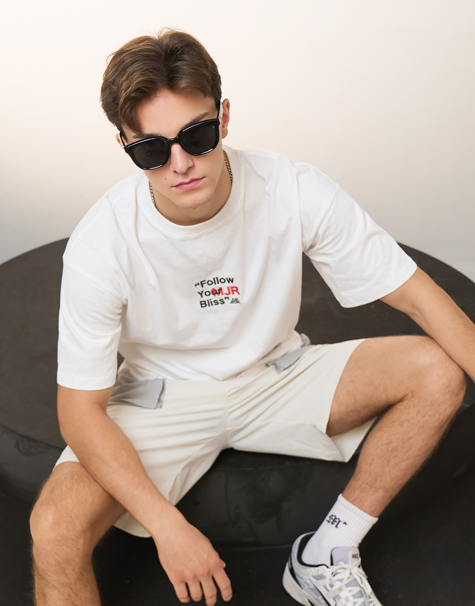 追隨疊加MJR字短T