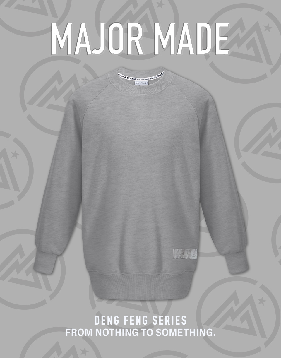 基本款織標多色大學T