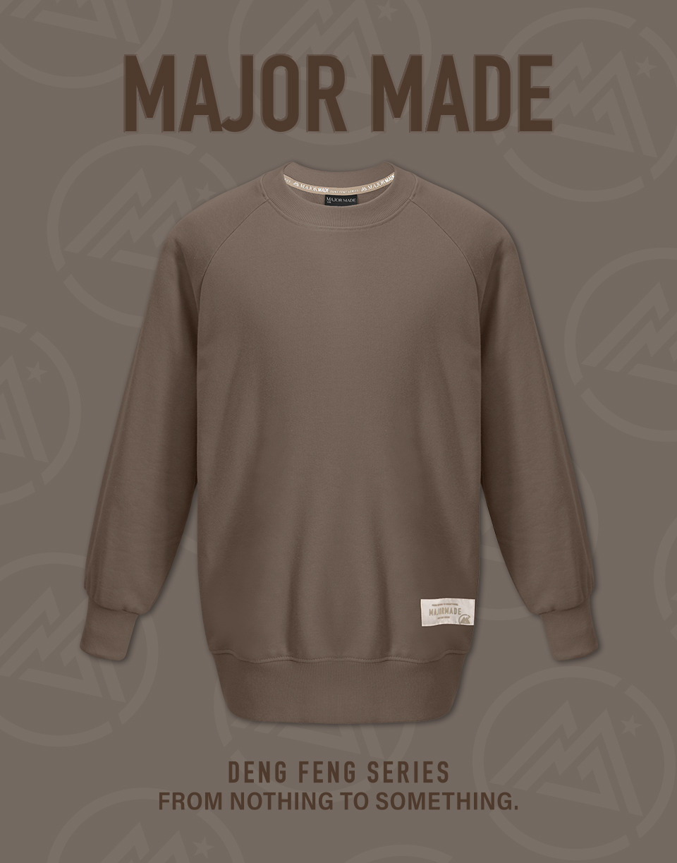 基本款織標多色大學T