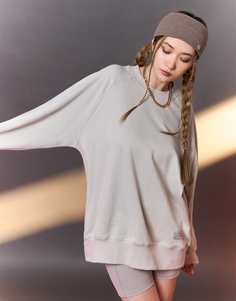 基本款織標多色大學T