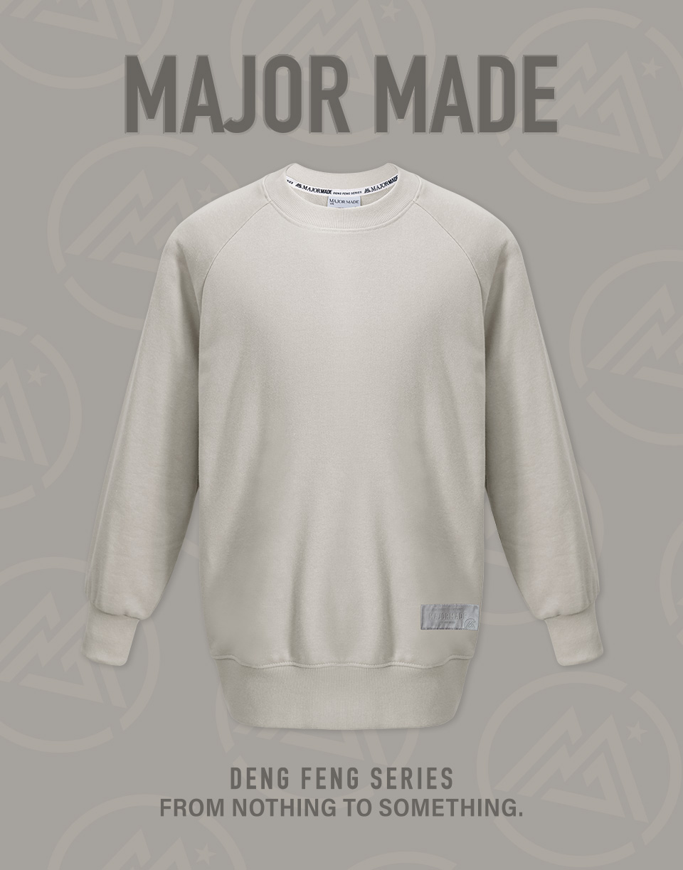 基本款織標多色大學T