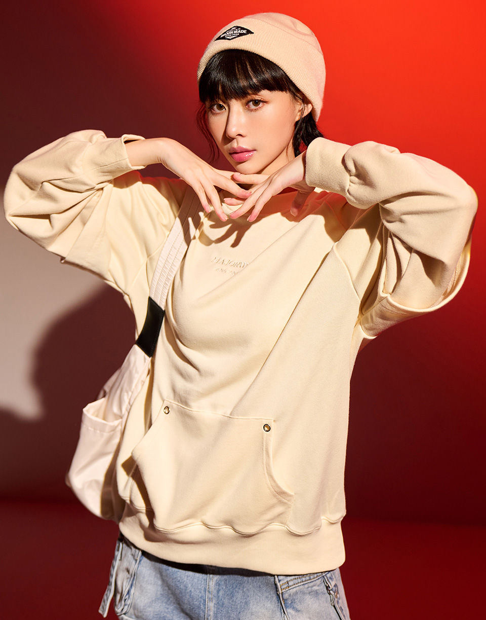 假兩件雙色拼接大學T