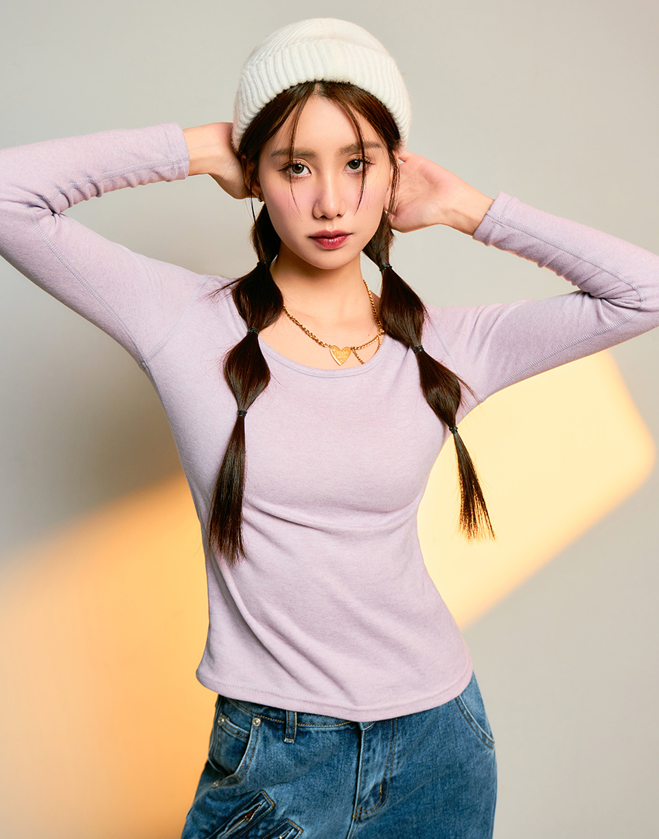 四代羊絨柔軟圓領發熱衣