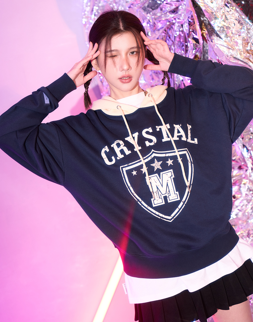 破損感CRYSTAL撞色美式帽T