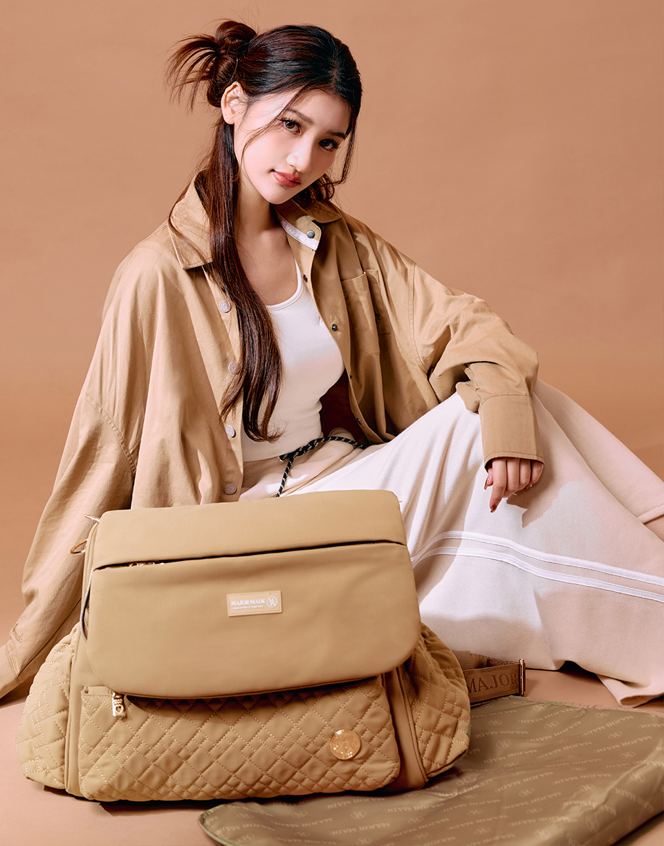 多機能四合一萬用包(附毛球)