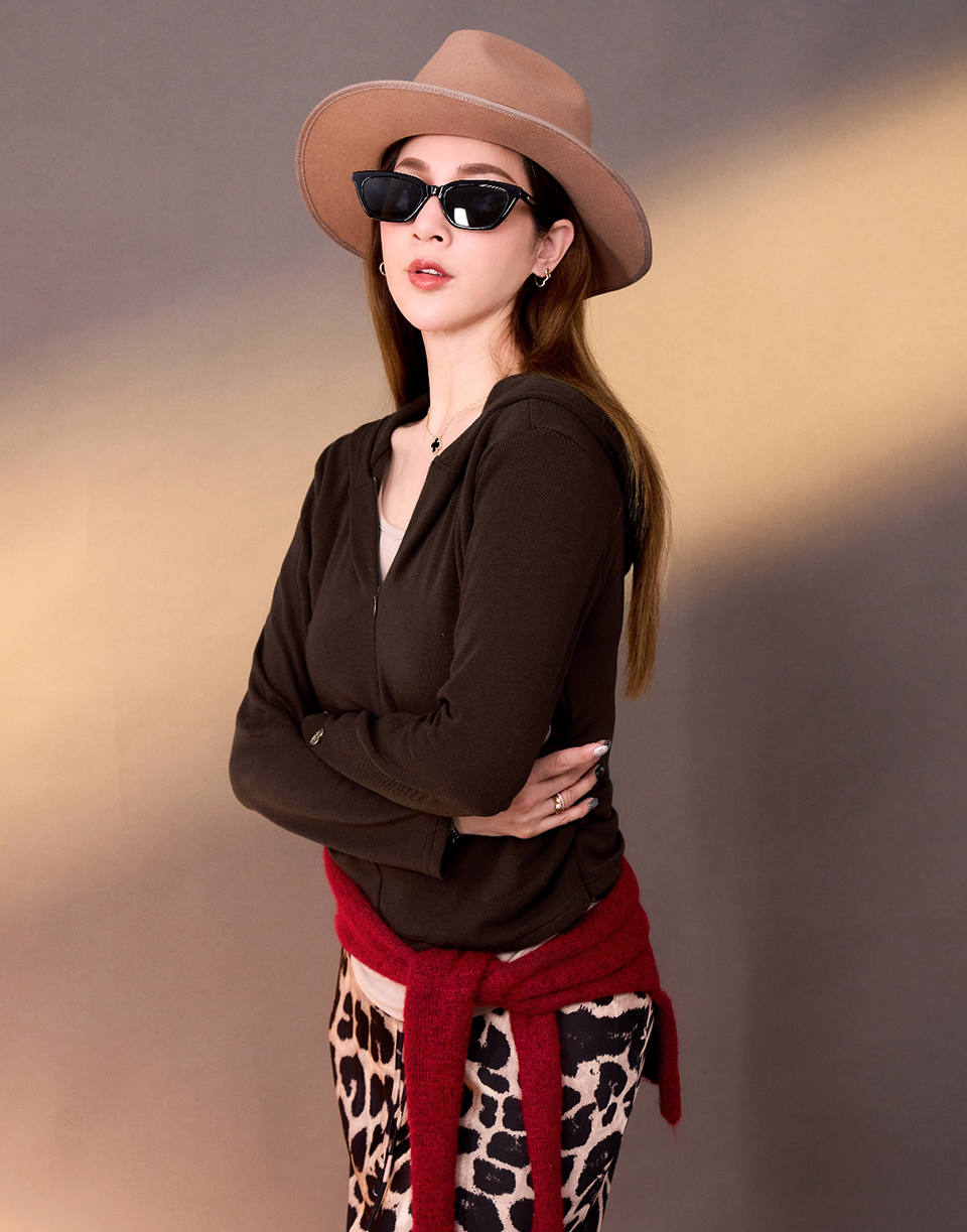 假兩件連帽短絨長袖上衣