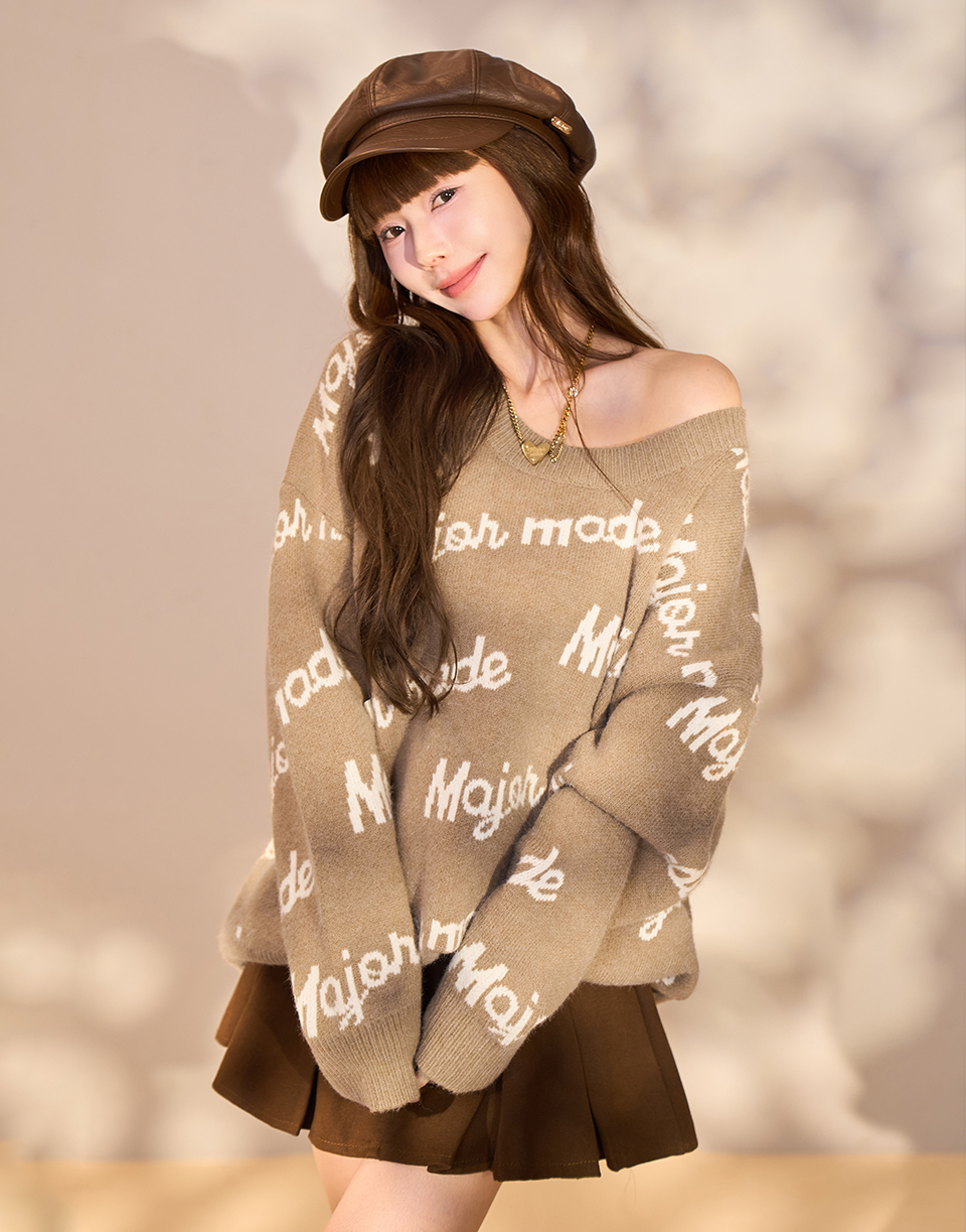 草寫字厚實針織毛衣