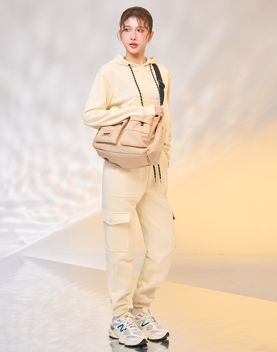 多口袋造型內刷毛棉褲