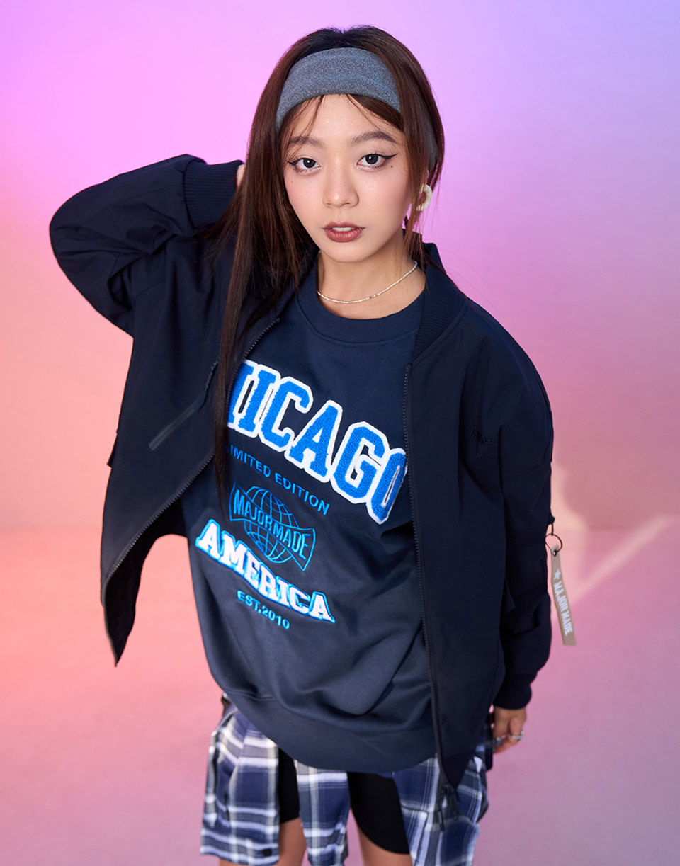 芝加哥美式校園大學T