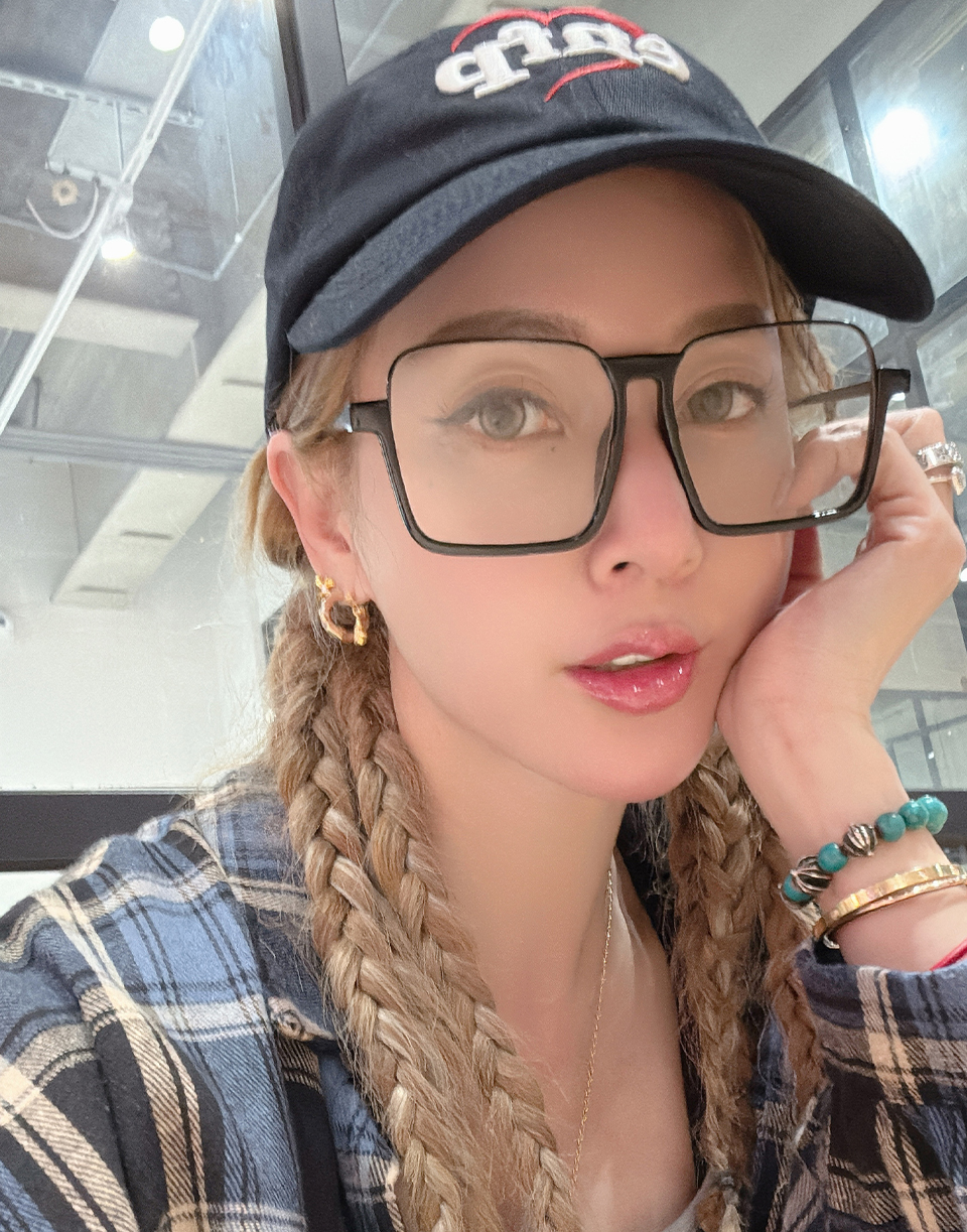 特殊邊框質感抗藍光眼鏡