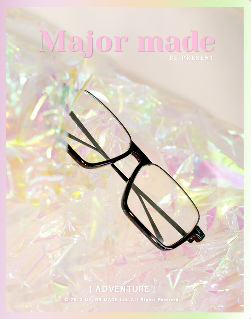 特殊邊框質感抗藍光眼鏡