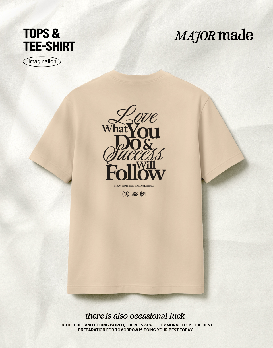 Love草寫立體字厚膠短T