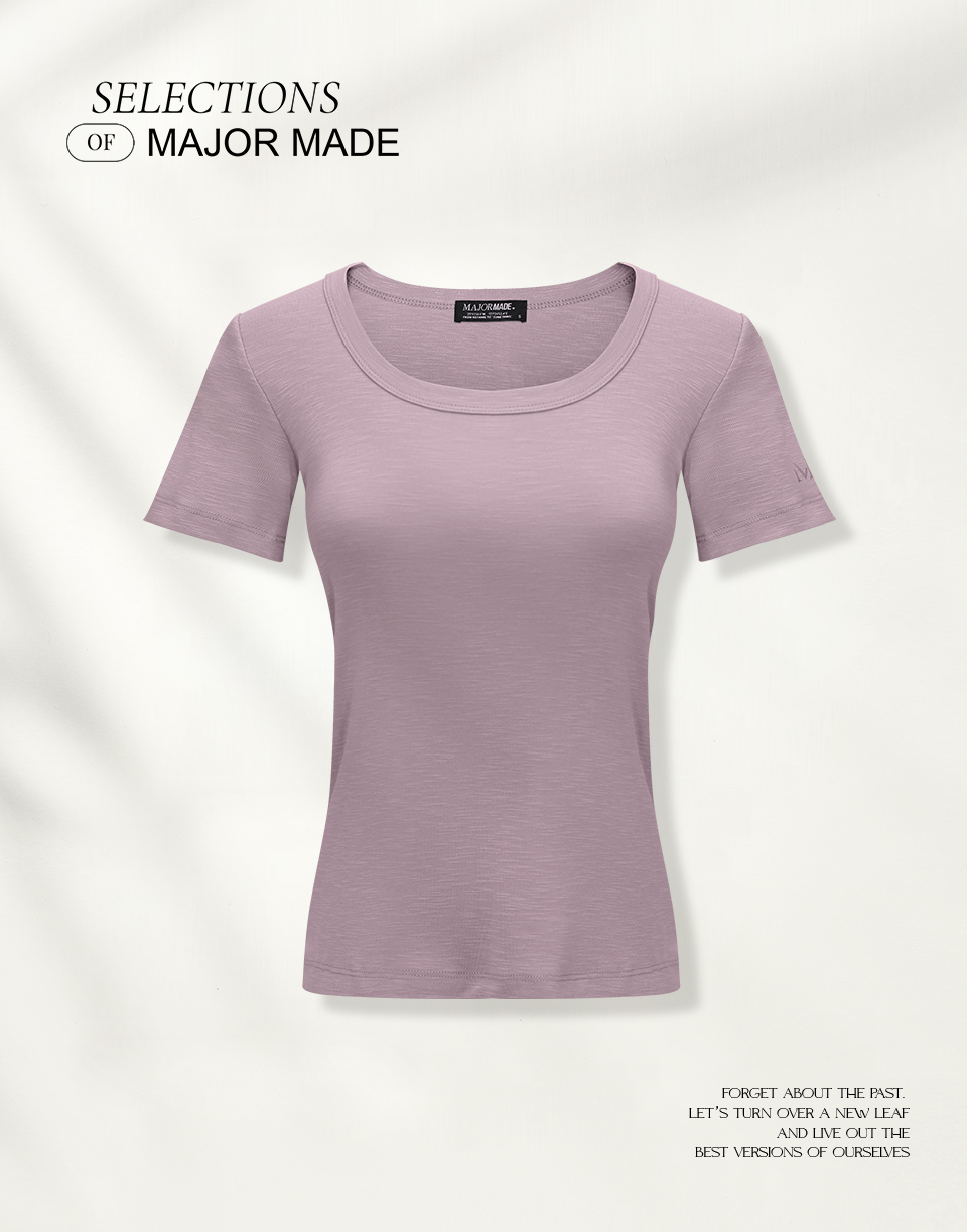 質感織紋刺繡圓領短T