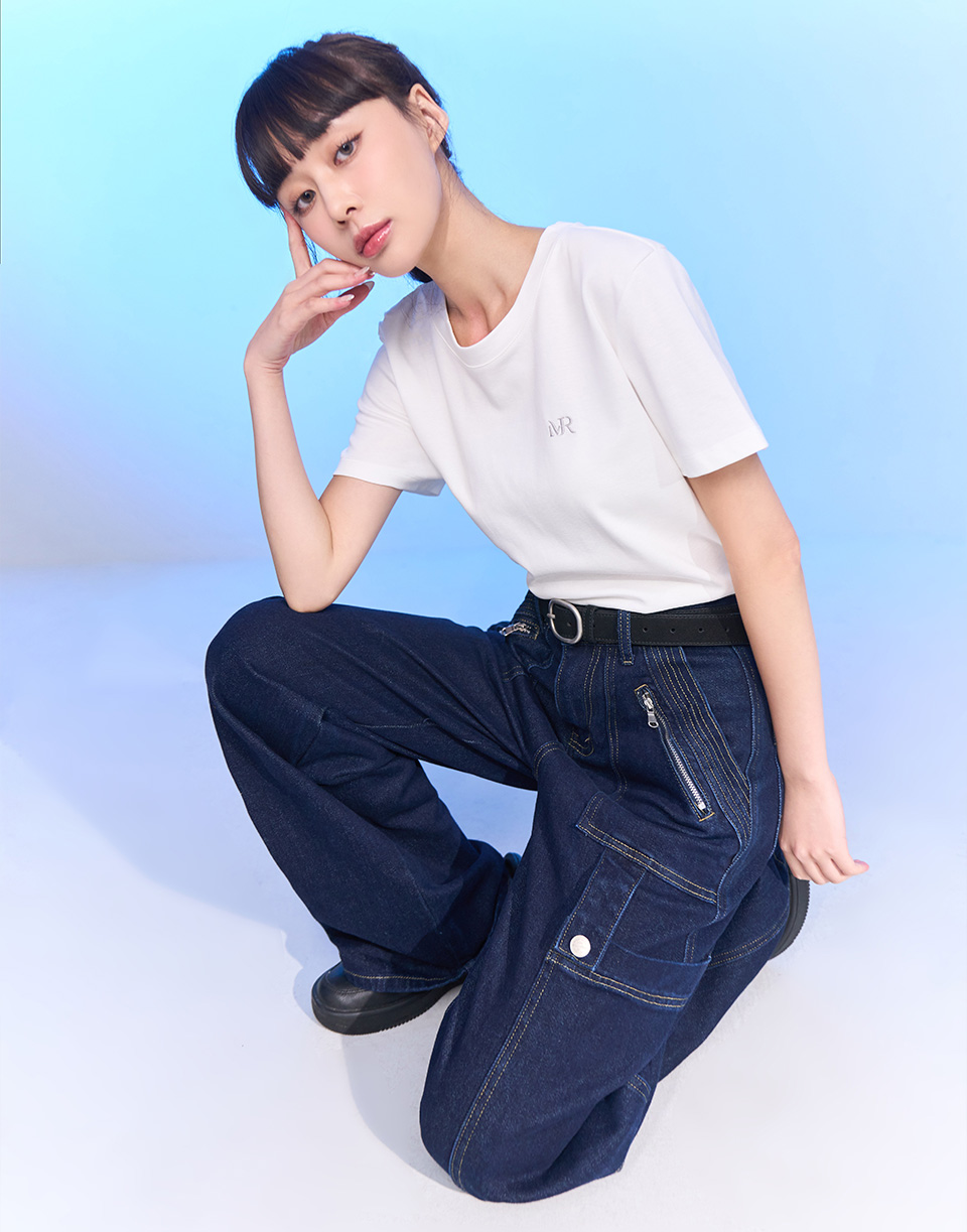 基本款圓領品牌刺繡Tee