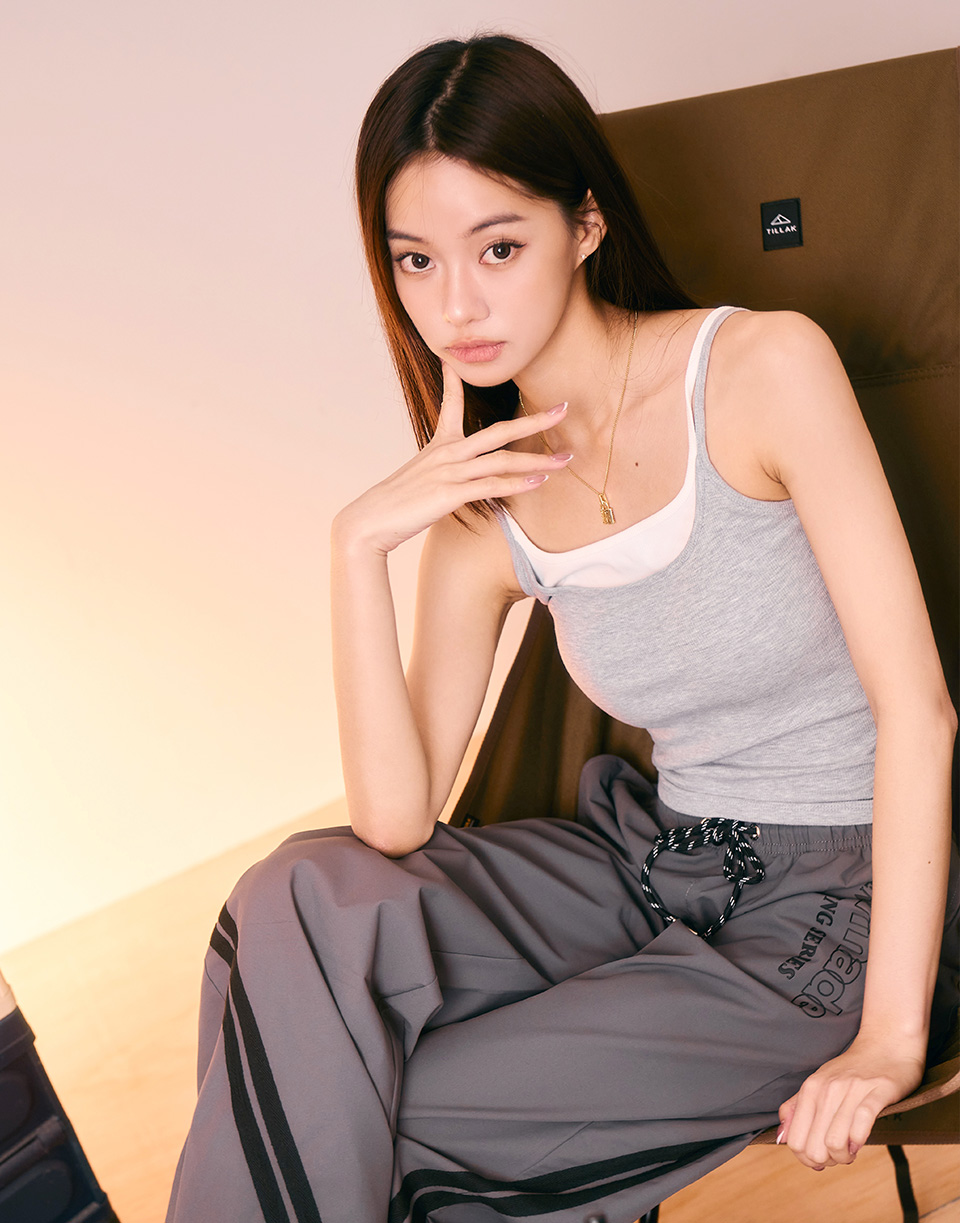 撞色雙肩假兩件小背心'