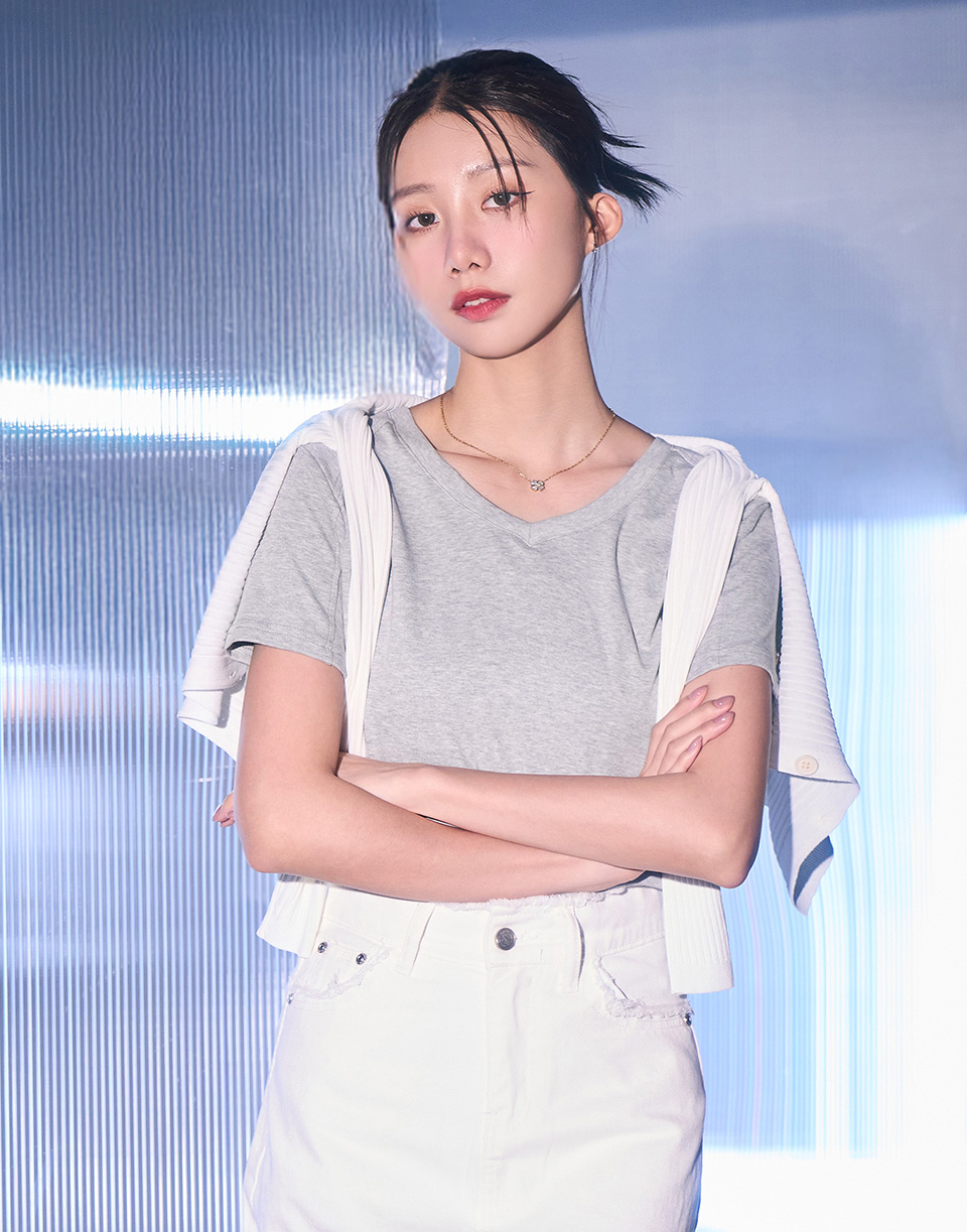 V領特殊剪裁修身上衣