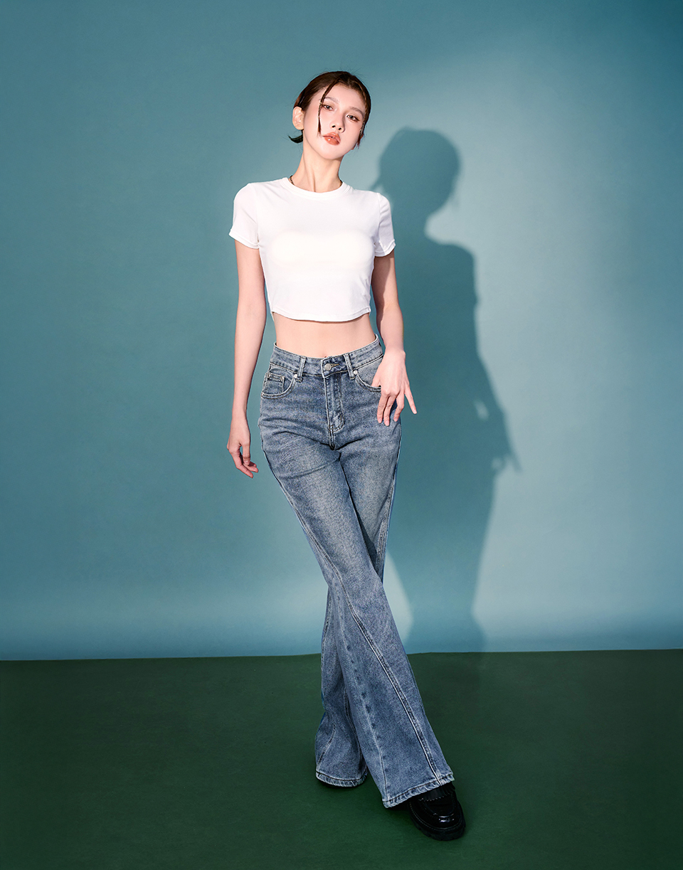 特殊剪裁修身牛仔喇叭褲