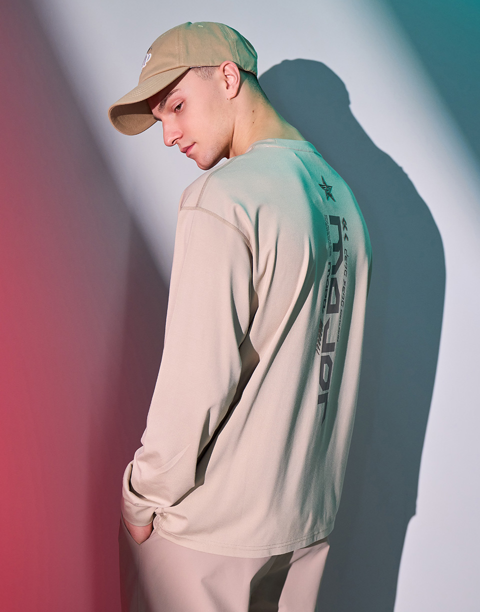 星星字母絲滑機能長T