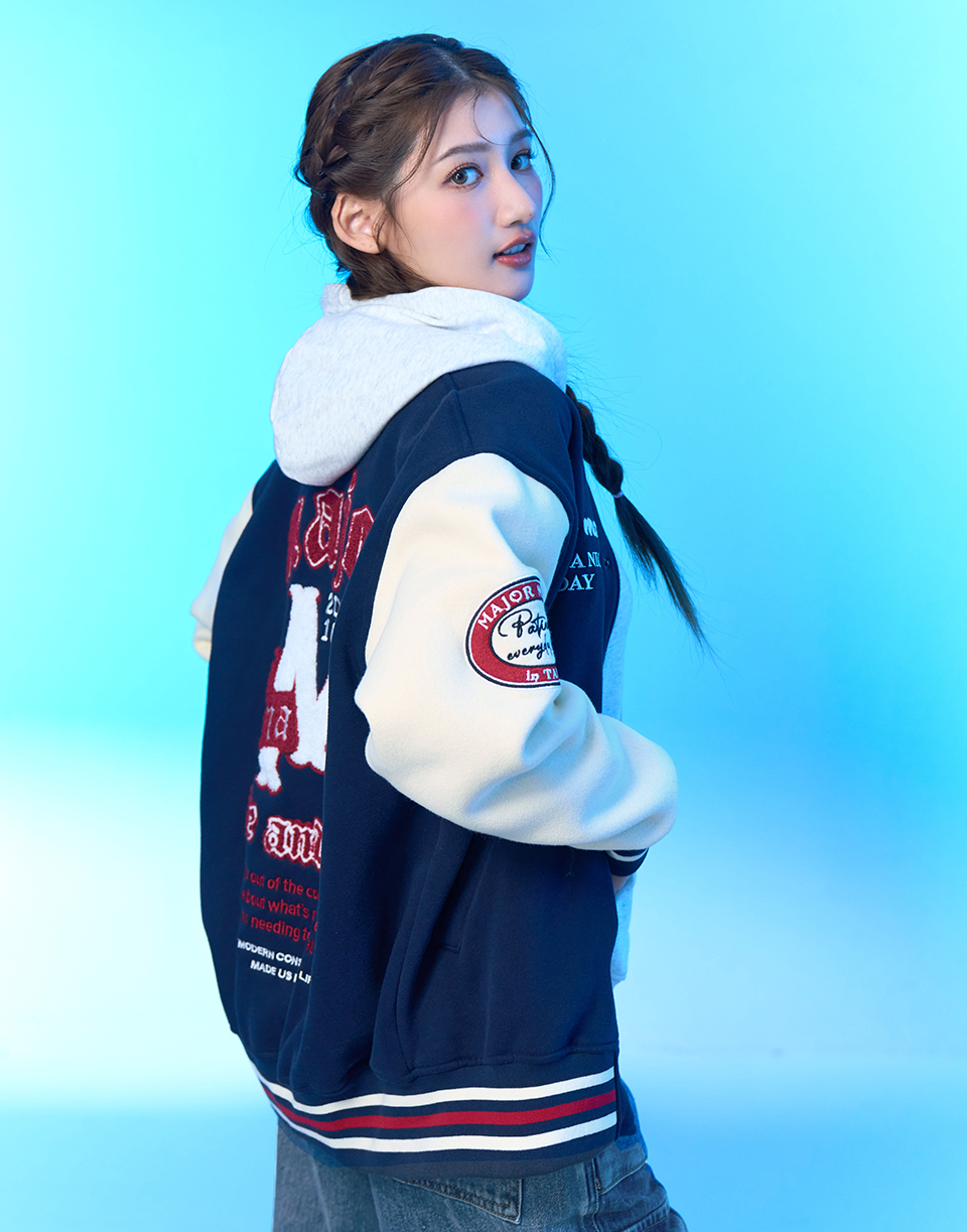 品牌厚實字母刺繡棒球外套