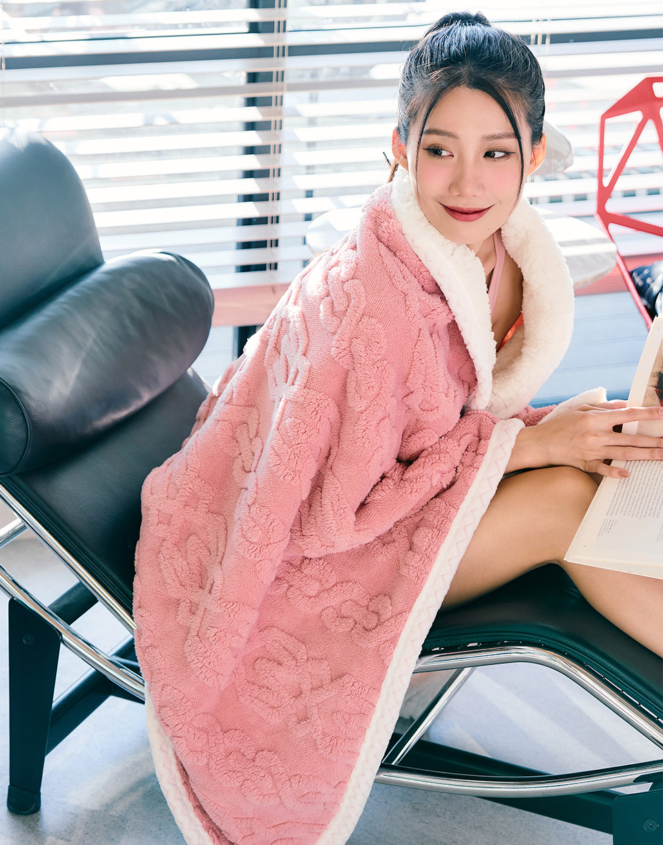 二代雙層羊絨麻花編織小毛毯