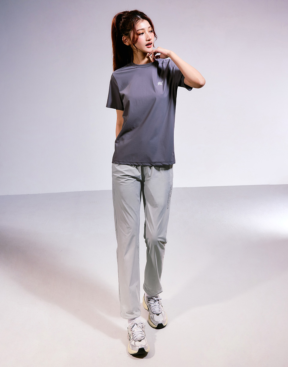 弧形剪裁登峰面膜縮口褲