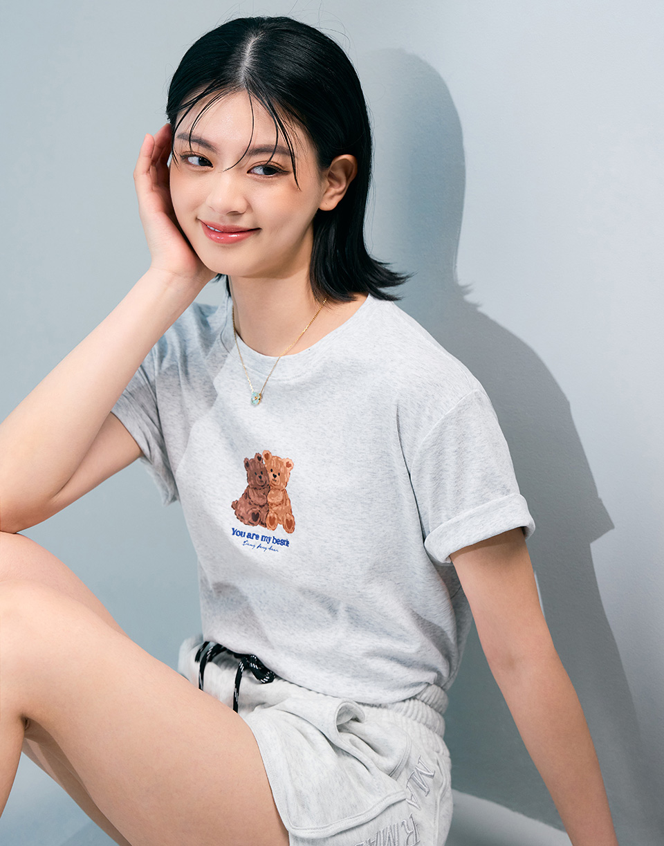 水彩風抱抱小熊彈力短T