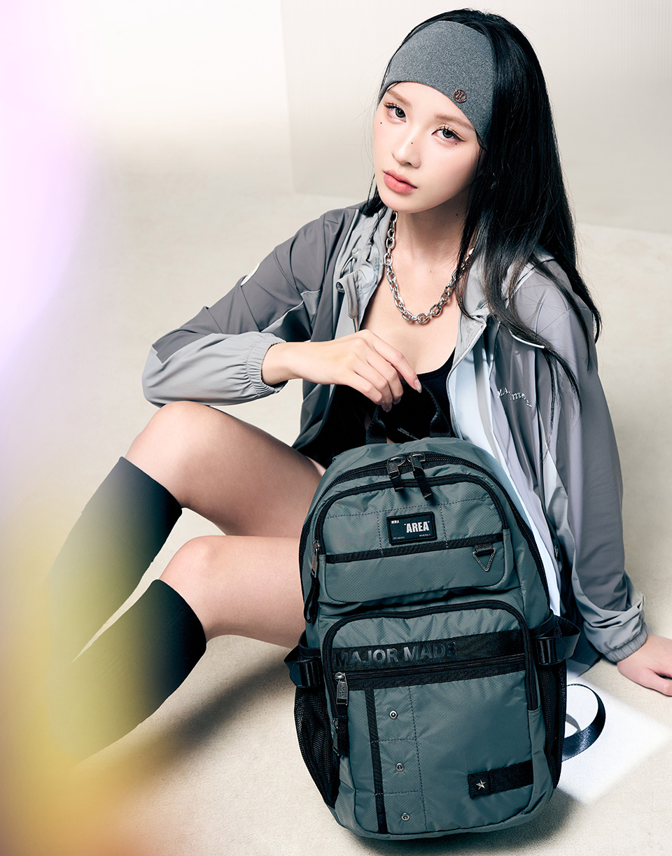 星星釘布章機能後背包