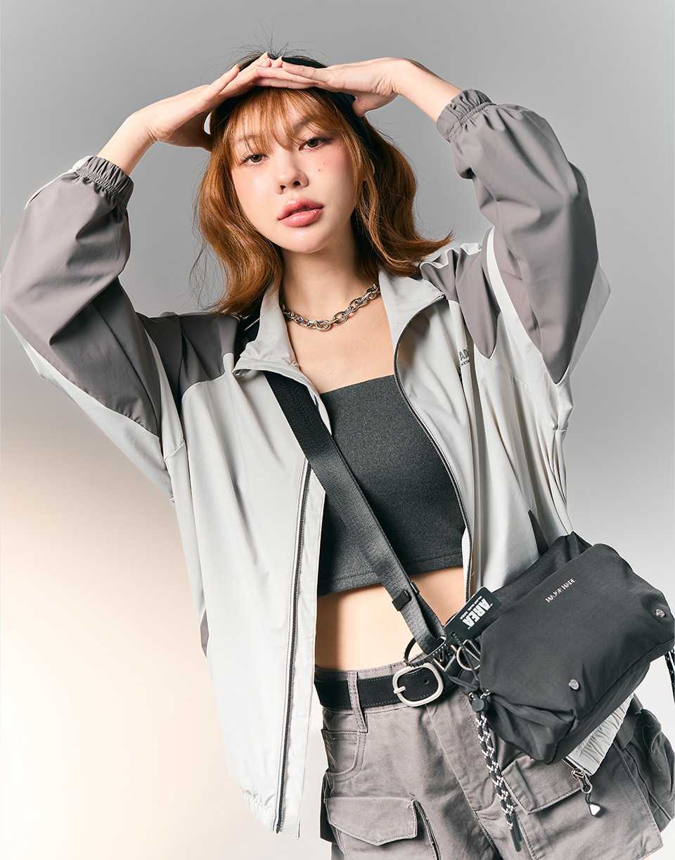 日常拉繩斜挎橫式側背包