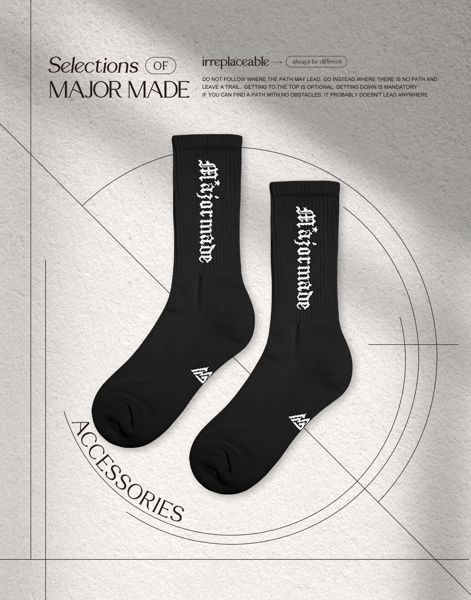 百搭歌德字母長襪