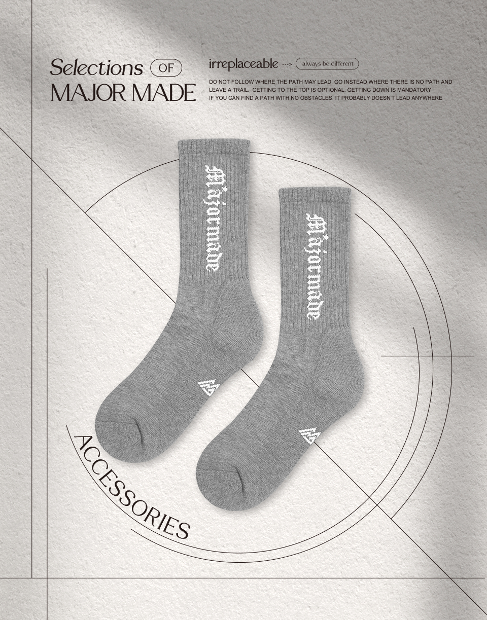 百搭歌德字母長襪